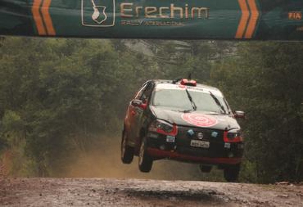 Debaixo de chuva, Luís Tedesco e Raphael Furtado vencem Rally de Erechim