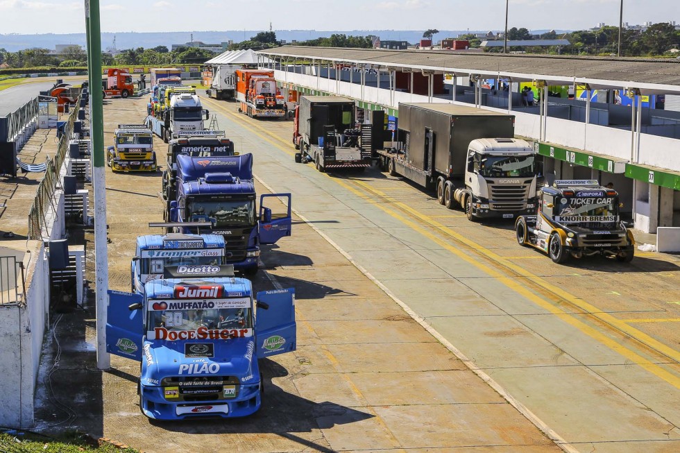 Fórmula Truck abre programação de treinos para etapa mais veloz da temporada