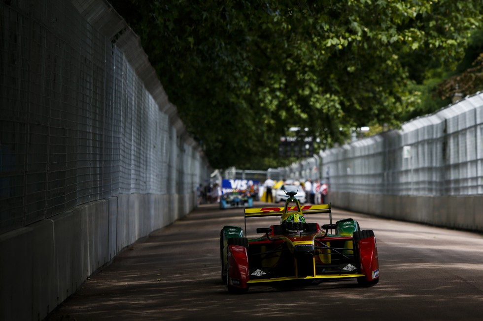 Primeiro vencedor da história da Fórmula E, Lucas di Grassi finaliza campeonato em terceiro