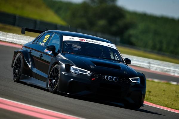 393421_973549_audi_rs3_lms_cobra_racing_duda_bairros_divulgaA_AGBPo_web_