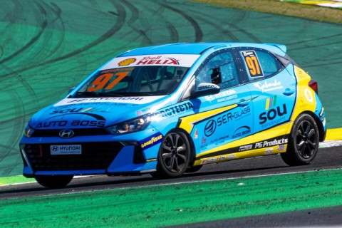 Anderson Borges encerra a temporada 2024 da Copa Hyundai HB20
